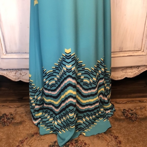 Gibson Latimer Cut in Armholes Neck Tie Waisted Graphic Maxi Dress Size S-M - Picture 5 of 9